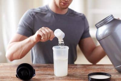 Creatina en hombres: beneficios reales y cómo aprovecharla al máximo
