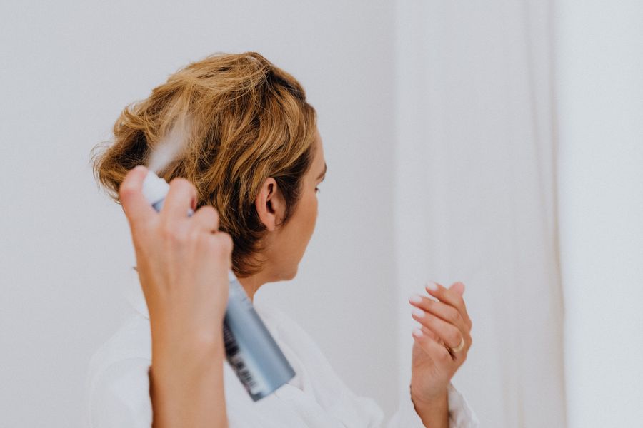 Spray para cabello antiencrespamiento